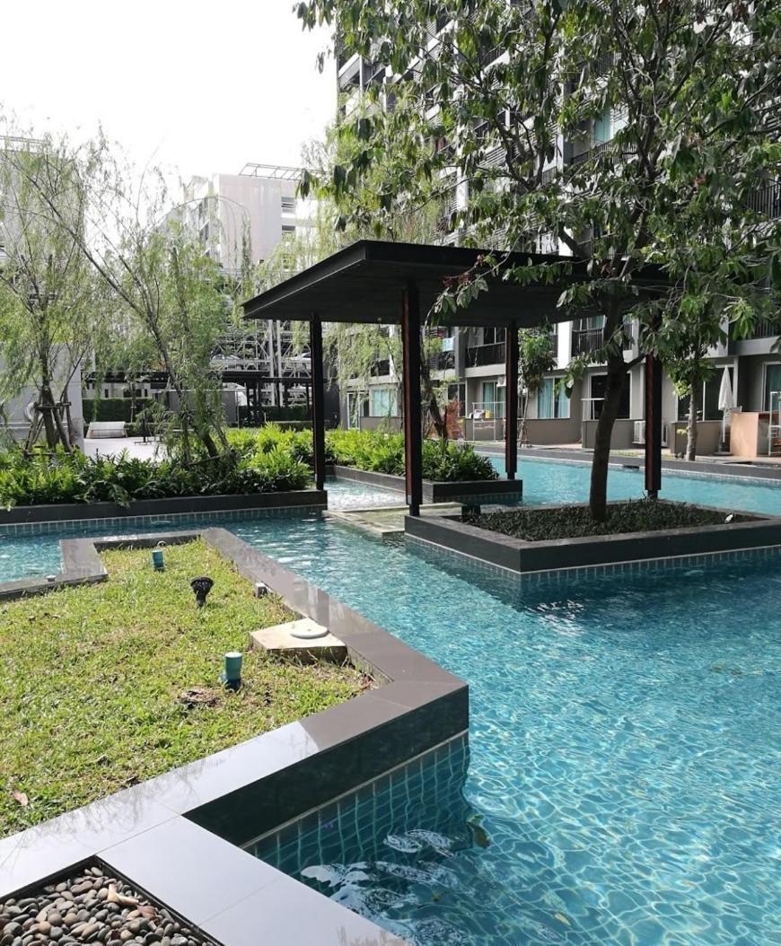 Luxury Condominium Sukhumvit 77 Бангкок Екстер'єр фото